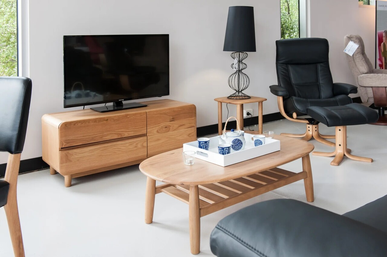 Adele TV Lowline