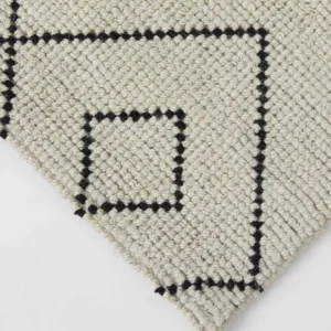 Makalu 1.6m X 2.3m Feather